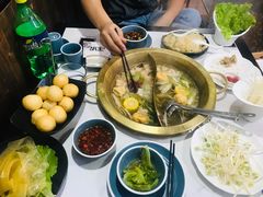-胡王火锅·烤肉