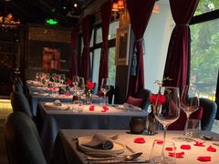 -弦月窗LUNETTE BY AMANDA(复兴路店)