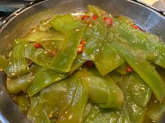 -昱龙大盆牛蛙馆(三兴街总店)
