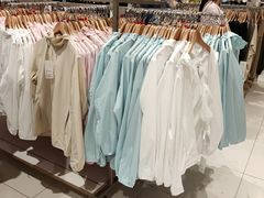-优衣库(郑州二七万达广场店)