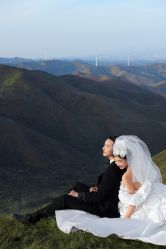 -至臻微拉婚纱摄影