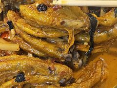 老友炒鸭脚-正宗南铁拉叔沙煲螺·烧烤·秘制靓粥(南铁总店)