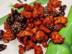 酱爆核桃鸡丁-大眼锅贴水饺(河东店)