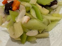 -聚春园自助餐厅(东街口店)