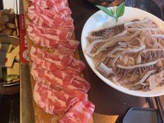 -辣伍鲜毛肚老火锅(元一店)