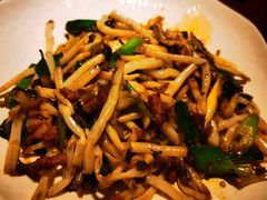 -魏铭鱼头捞饭(晋阳路店)