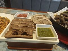 -哈啾嗨·新概念蒙餐(红星新城店)