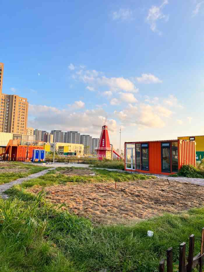 融in·box集装箱小镇-"号称全国最大的集装箱主题公园 [糖果]地.