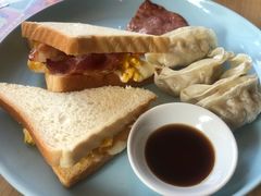 -必胜客(机场路店)