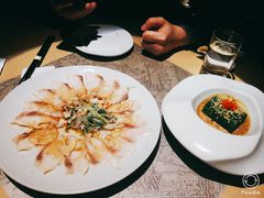-穹六人间 people 6(岳阳路店)