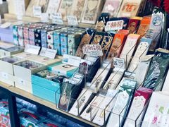 -猫的天空之城概念书店(杭州南宋御街店)