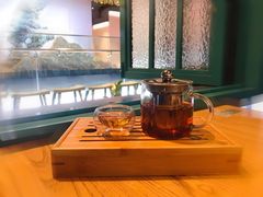 靠窗位-潮粥荟·潮汕砂锅粥(朝阳大悦城店)