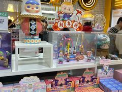 -泡泡玛特POPMART(上海环球港店)