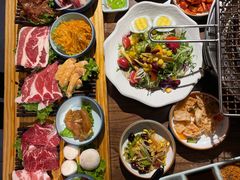 -明洞阿姨·韩式酱蟹烤肉·创意料理(三元桥店)