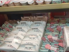 -芝小官毛肚火锅海鲜自助(淮安清江浦区新亚店)