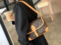 -妃鱼奢侈品回收寄卖(太古汇店)