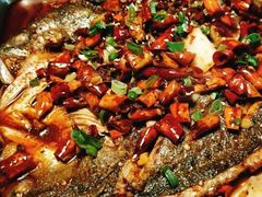-鸣记脆皮烤鱼·海鲜烤鱼(三八广场店)