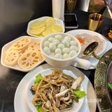 成都首家黑金火锅店❗️在吧台上吃火锅什么体验❓