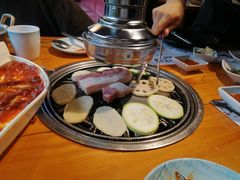 -唯成•韩国炭火烤肉 유성고기