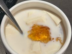 桃胶椰乳豆腐花-老湘亲·品鉴湘菜(湖里店)