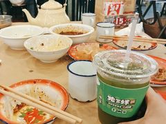 -老三样·旧食新味(绿地店)