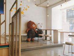 -顶东面包花园·生日蛋糕(世博店)