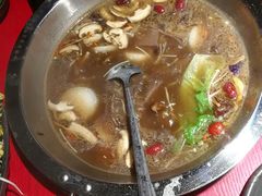-谭鸭血老火锅(万象九宜城店)