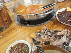 -苗侗地道红酸.酸汤鱼·酸汤牛肉