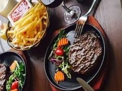 -尊品牛排(中大国际店)