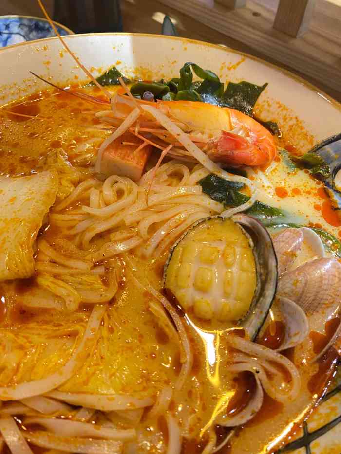 蛮欢囍海鲜麻辣烫华强北店