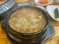 -喇喇排骨火锅·传统韩式脊骨汤(望京西园总店)