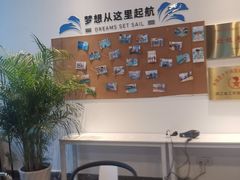 -七彩阳光游泳俱乐部(江北远洲店)