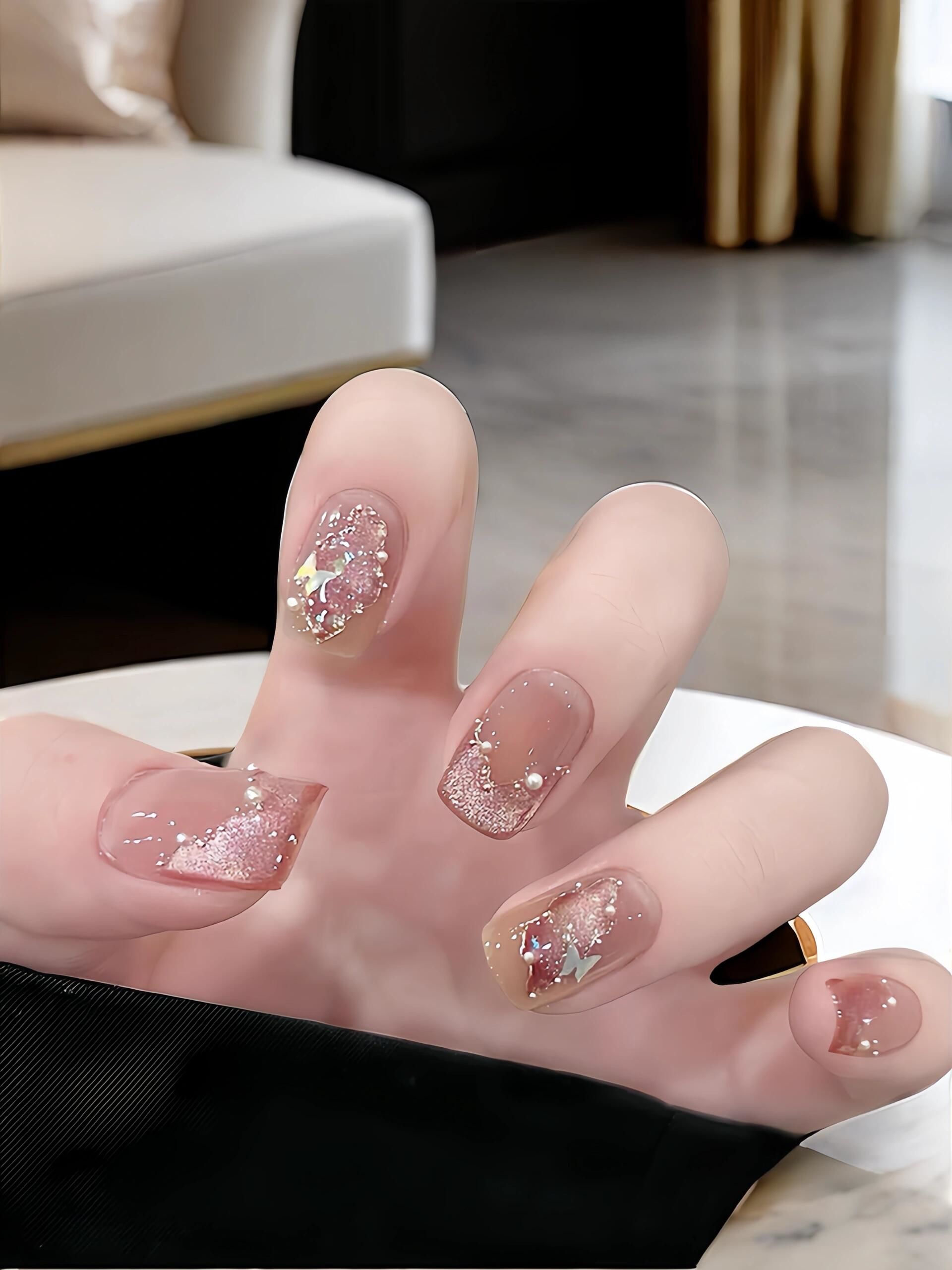 璀璨金边美甲来袭!