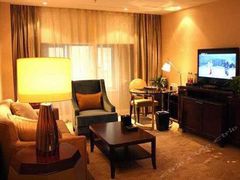 -武汉汉口火车站东方建国大酒店