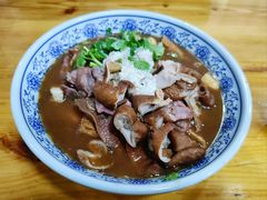 卤煮火烧-门框胡同百年卤煮(鸟巢店)