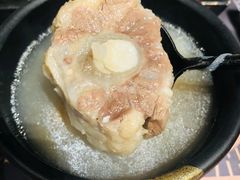 蒜味牛尾汤-黑牛の店·和牛烧肉(合生汇店)
