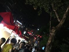 -吴山路夜市