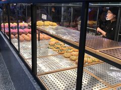 面包甜点陈列柜-LELECHA乐乐茶(上海五角场万达广场店)