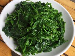 -云河农家乐饭店(福禄缘树山店)