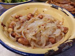 刮凉粉-东排食堂长沙小吃大排档(五一广场店)