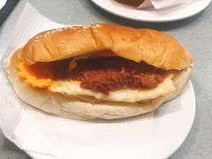 招牌咸牛肉芝士猪仔包-华嫂冰室(尖沙咀店)