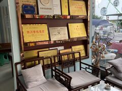 等位区-干老四雅鱼饭店(滨江西路店)
