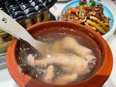石橄榄炖鸡脚-原味田园·客家菜·土窑鸡(中航城君尚购物中心店)