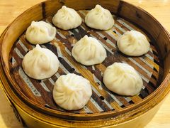招牌鲜肉小笼汤包-玖鲜小笼(中山广场店)