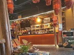 -老滇山寨•云南特色菜•地方菜•民族风情歌舞表演(金碧店)