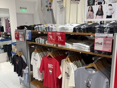 -优衣库(上海正大广场店)