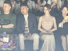 -交通银行前滩31演艺中心