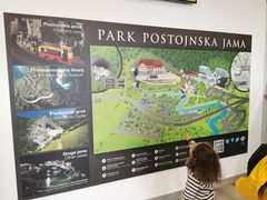 -波斯托伊纳溶洞