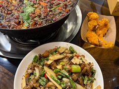 姜爆青蛙-鸿顺老铁锅美蛙鱼府(解放碑店)