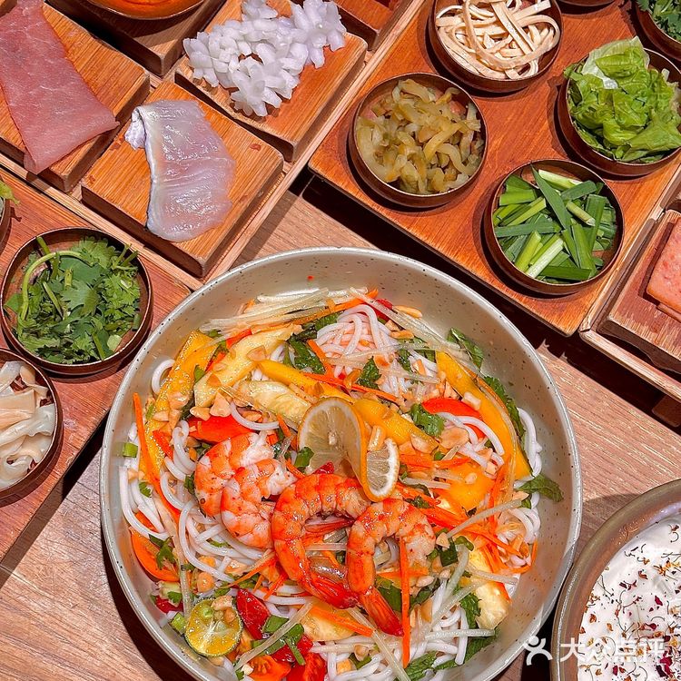 外地来上海第一顿！被这家云南米线狠狠圈粉🍜